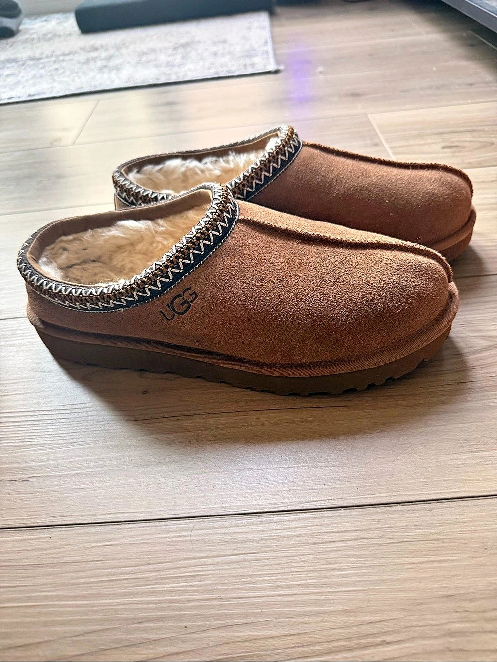 UGG W11 Tasman